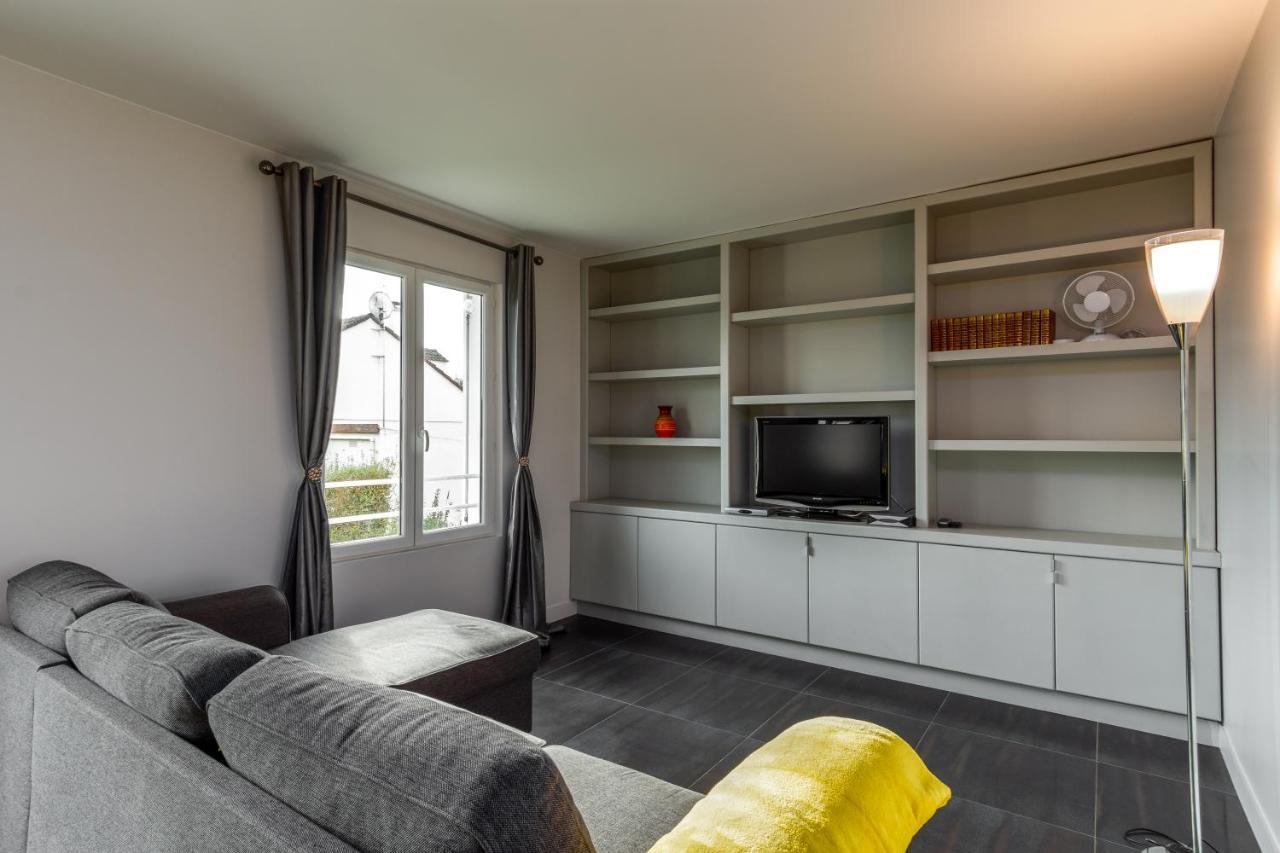 2 Bed House Near Disneyland Paris Montry Exterior foto